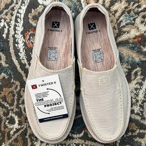 Twisted X Women's Cream Slip-On Flats